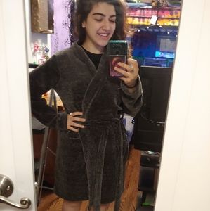 SUPER soft and cozy Chenille lounge/bath robe